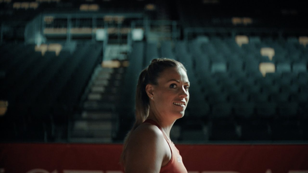 Trotz Abstand da zu sein - Angie Kerber